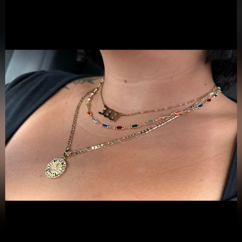 FREE Multi-Color Necklace - Picture 2 of 3